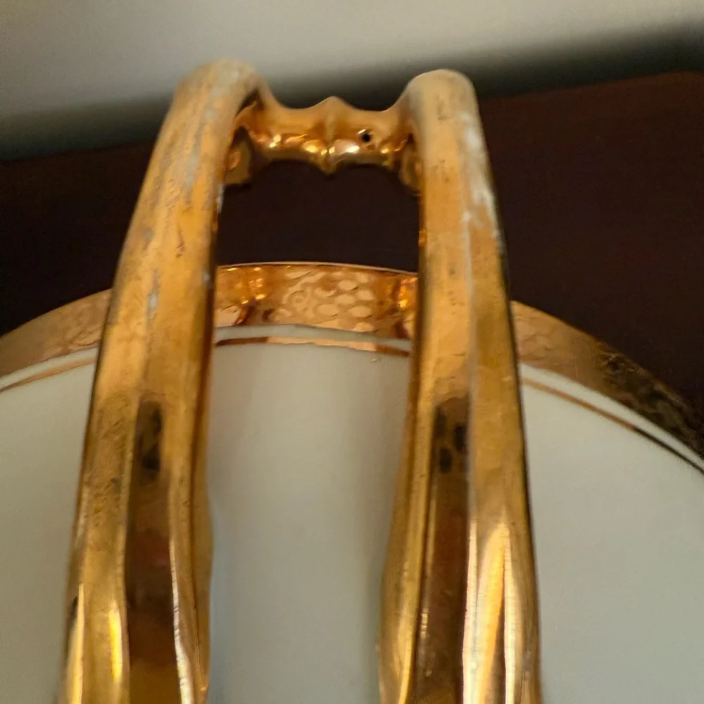 Vtg Hutschenreuther‎ Gelb Bavaria Germany 10” Serving Dish White & Gold Pedestal